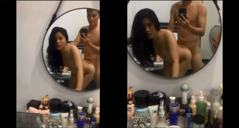 Xoạc nữ học sinh xinh như hoa trước gương